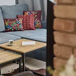 River View With Balcony & Free Garage By Renters ヴロツワフ