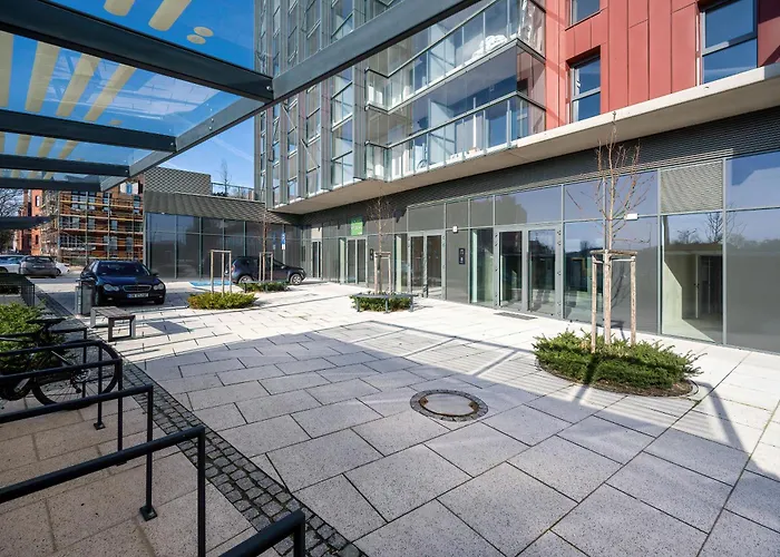 River View With Balcony & Free Garage By Renters * Vratislav