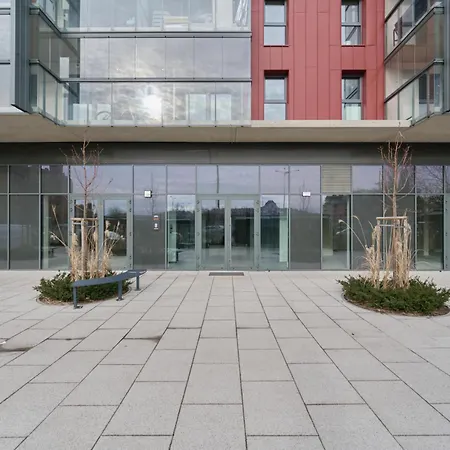 Apartment River View With Balcony & Free Garage By Renters Wroclaw
