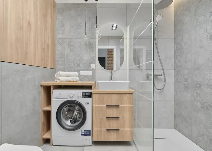 River View With Balcony & Free Garage By Renters Wroclaw