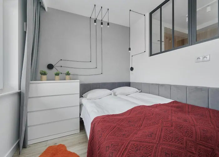 River View With Balcony & Free Garage By Renters Wroclaw